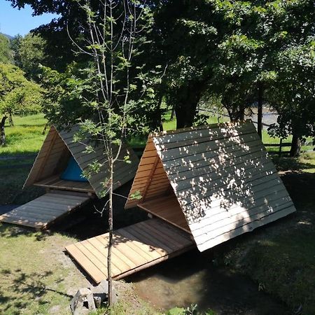 Kamp Na Otoku - Ljubno Ob Savinji Hotel Luaran gambar