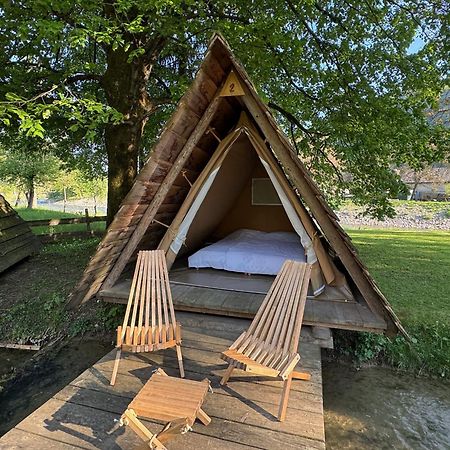 Kamp Na Otoku - Ljubno Ob Savinji Hotel Luaran gambar