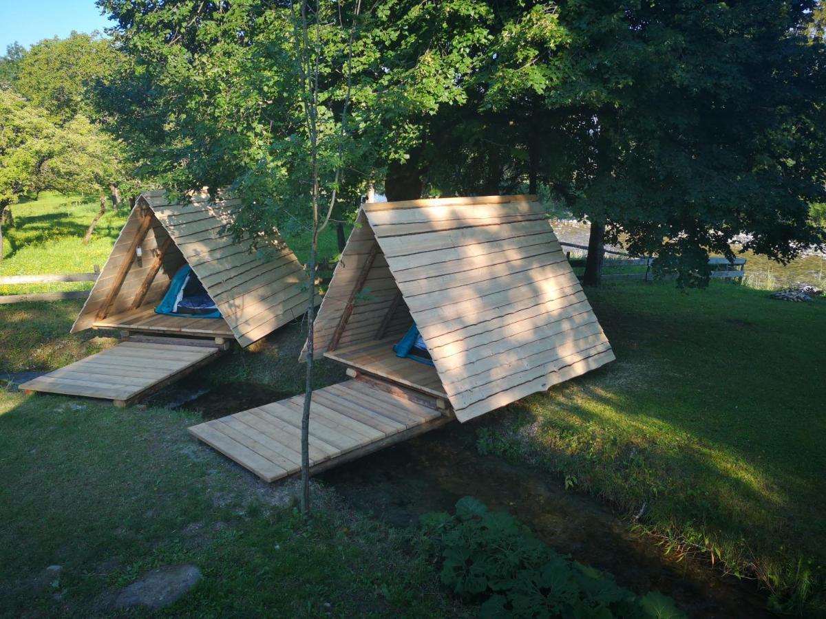 Kamp Na Otoku - Ljubno Ob Savinji Hotel Luaran gambar