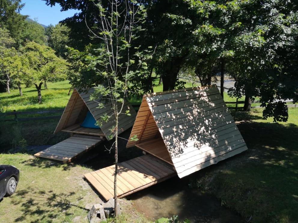 Kamp Na Otoku - Ljubno Ob Savinji Hotel Luaran gambar