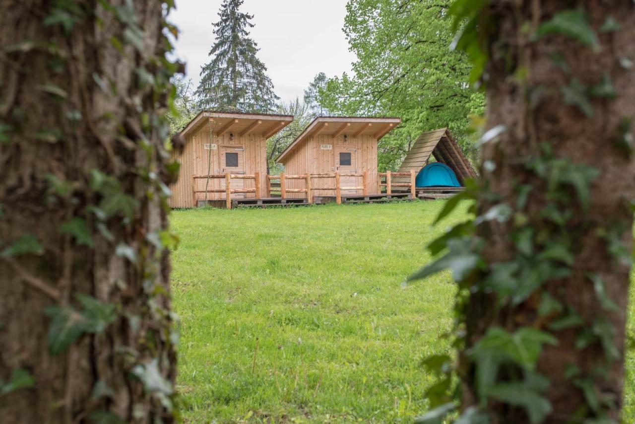 Kamp Na Otoku - Ljubno Ob Savinji Hotel Luaran gambar