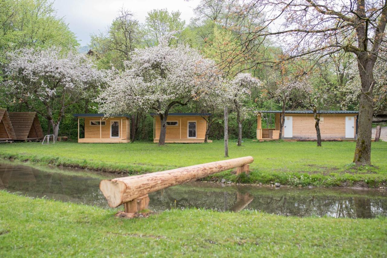Kamp Na Otoku - Ljubno Ob Savinji Hotel Luaran gambar