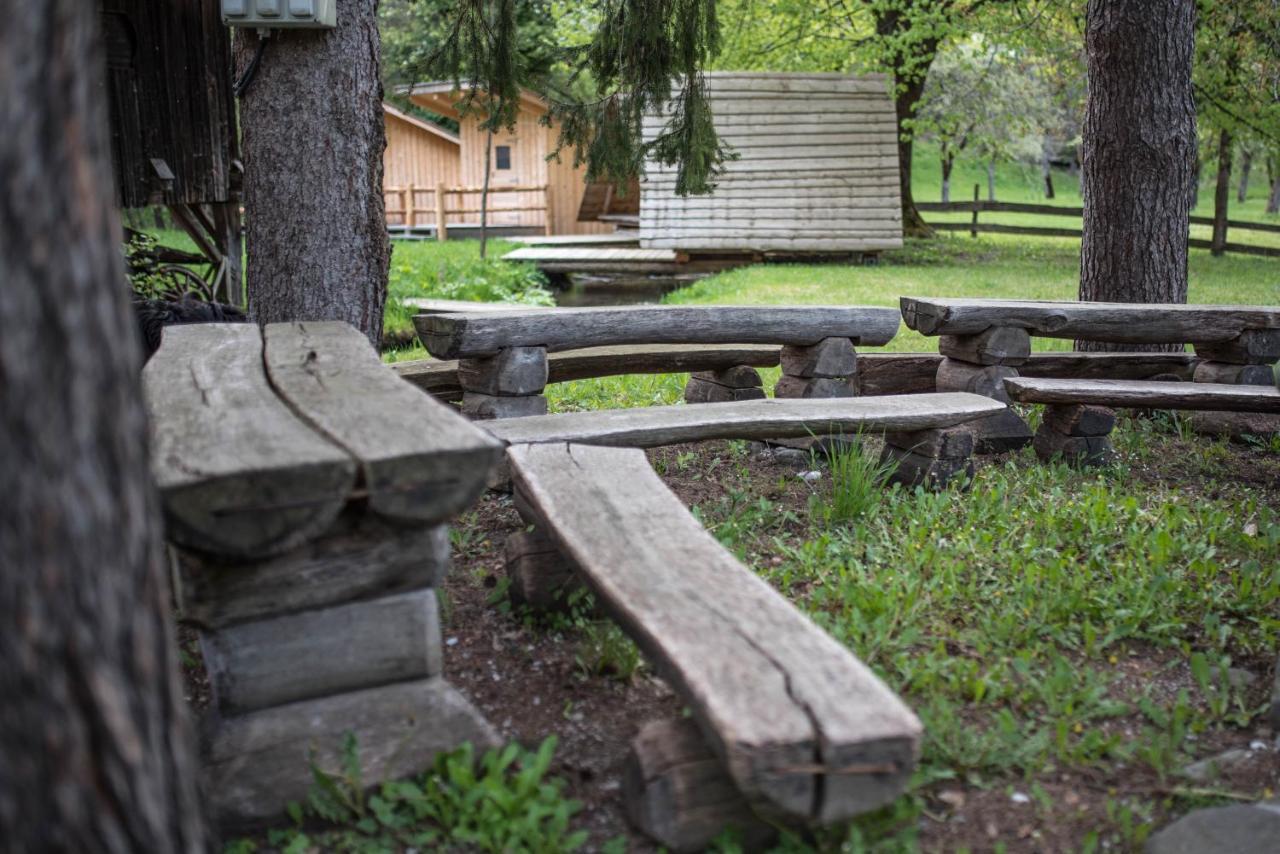 Kamp Na Otoku - Ljubno Ob Savinji Hotel Luaran gambar