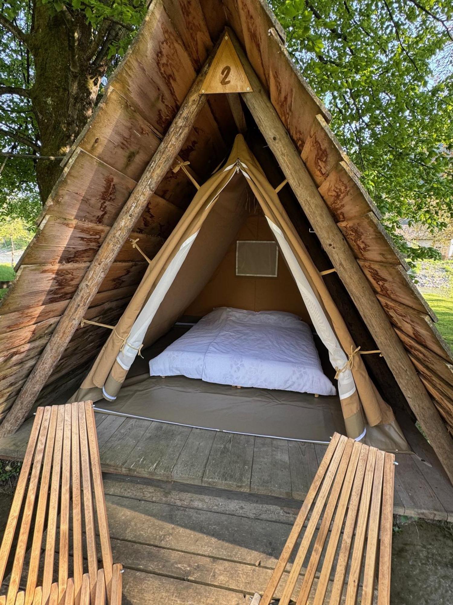 Kamp Na Otoku - Ljubno Ob Savinji Hotel Luaran gambar
